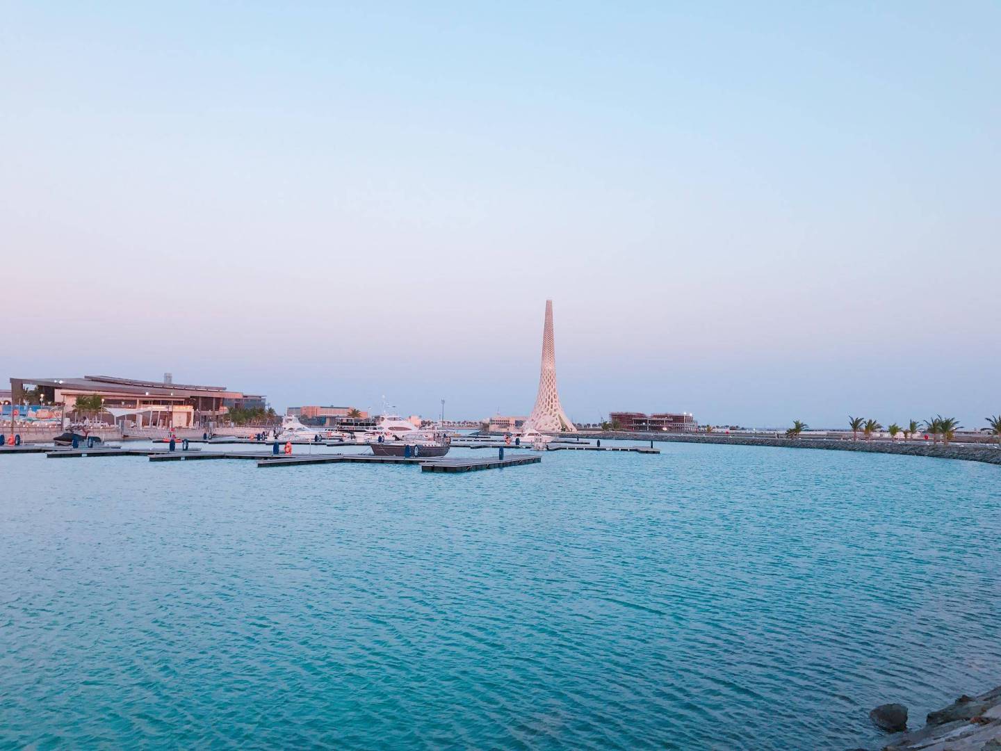 上大学发钱！来看看全球最土豪大学！