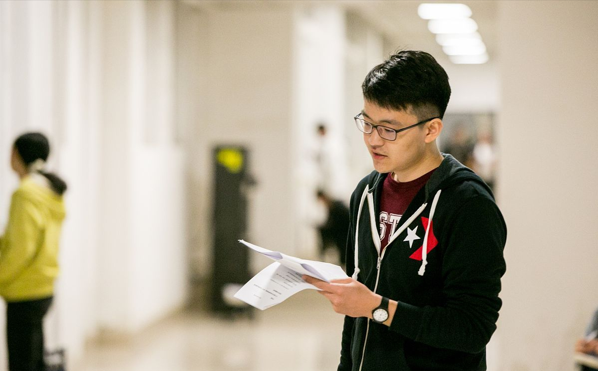 考生想不通：大一时英语水平还不错，为啥不让考四级？教育厅回应