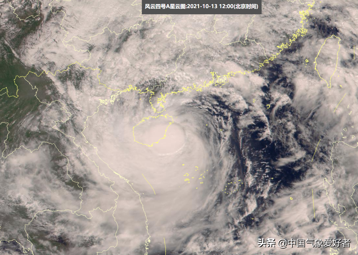 台风预警升级！圆规已加强至12级，权威预报：海南全省狂风暴雨