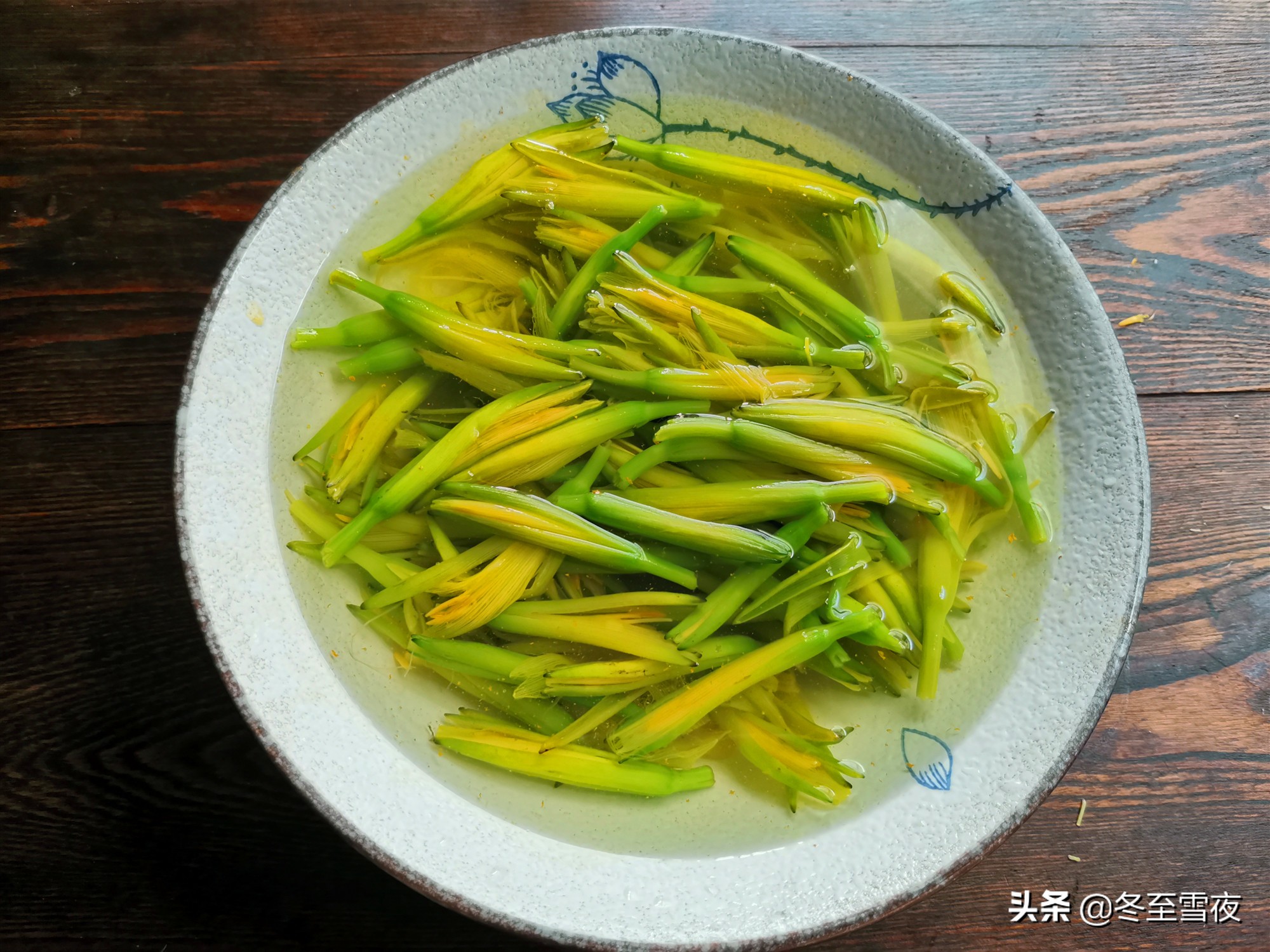新鮮黃花菜的做法,新鮮黃花菜的做法大全
