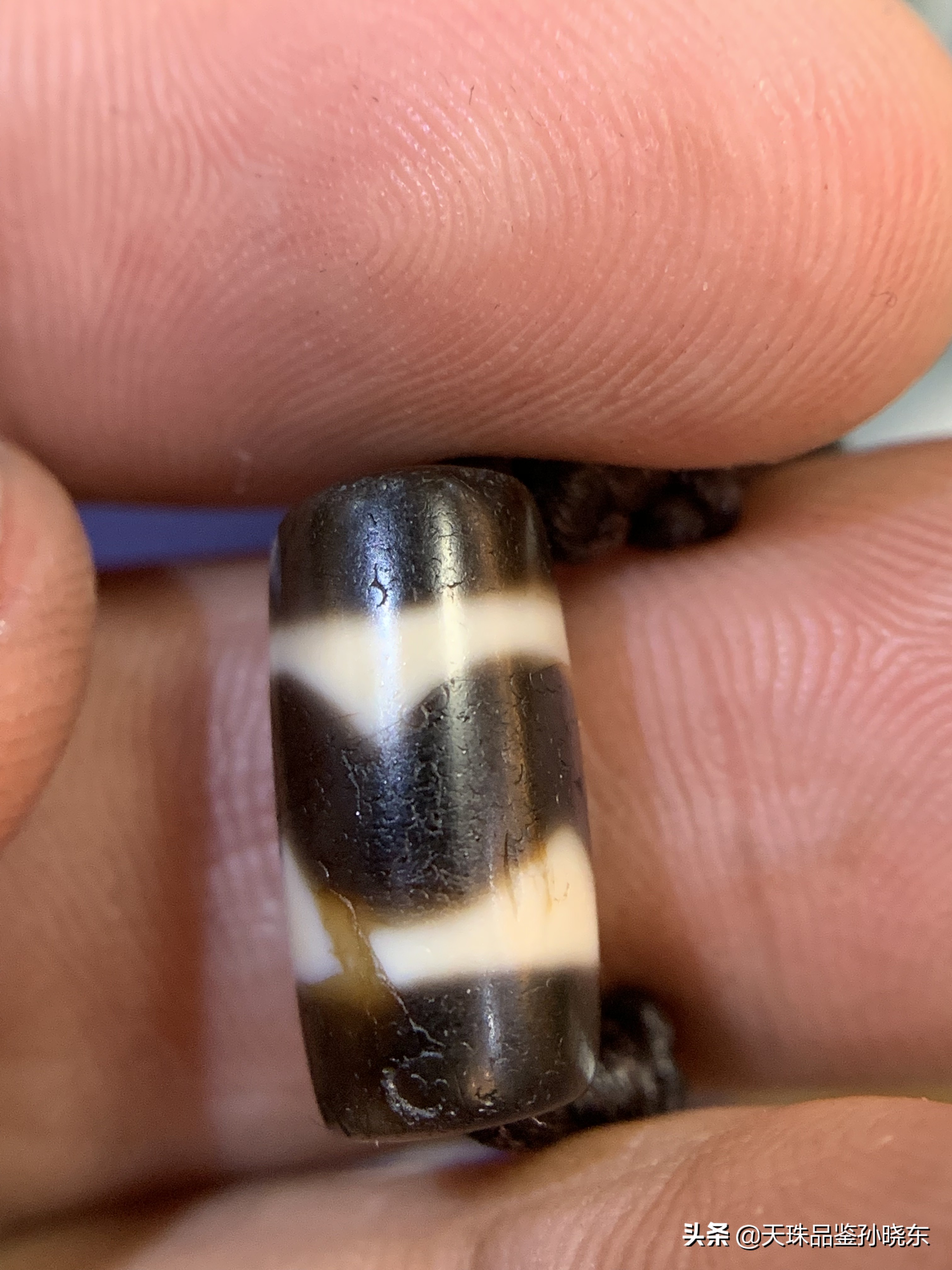 天珠鉴赏,近期新入手的油润老天珠-老玛瑙