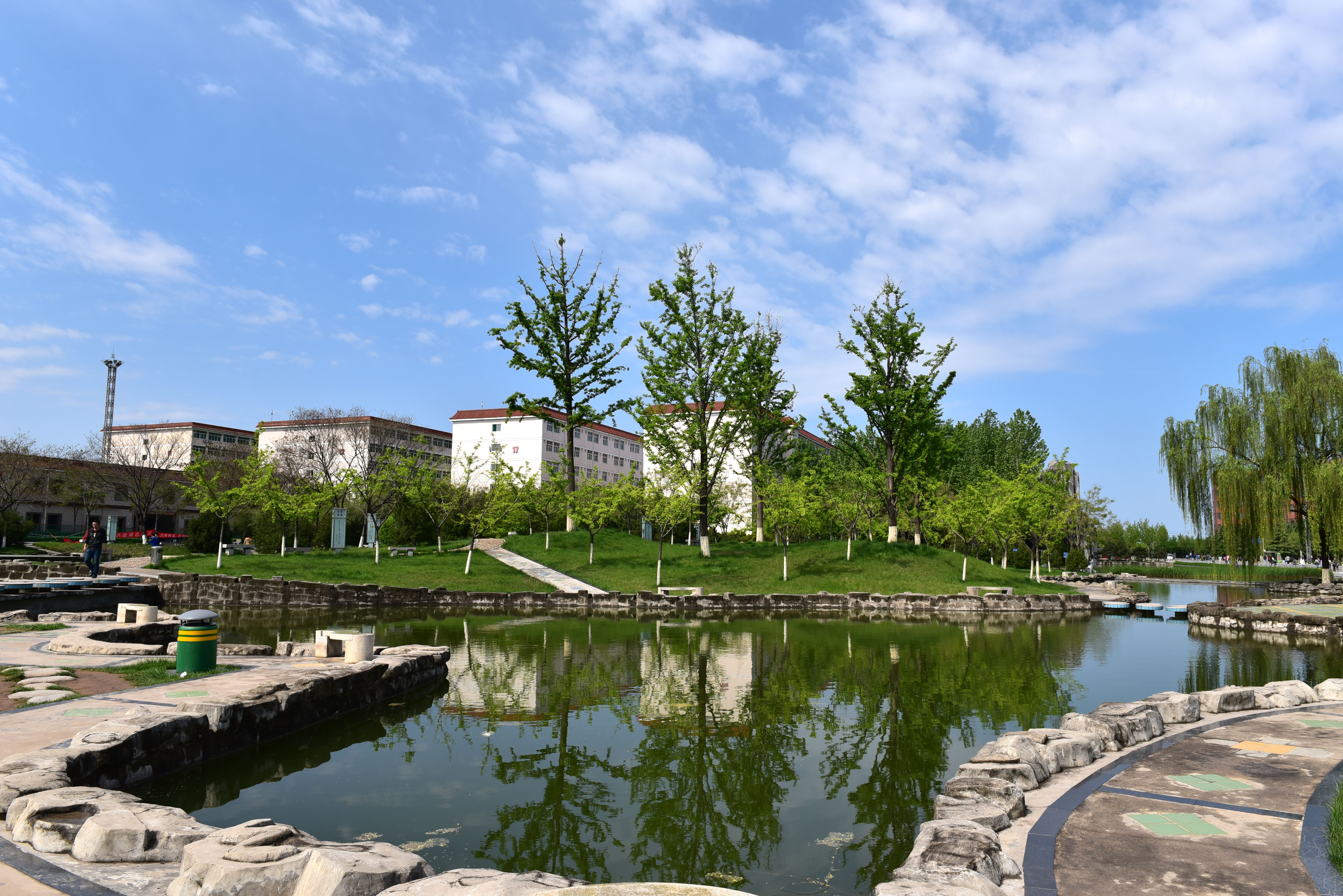 民办大学和独立学院排行榜：前几名引人瞩目，前途却仍然未知