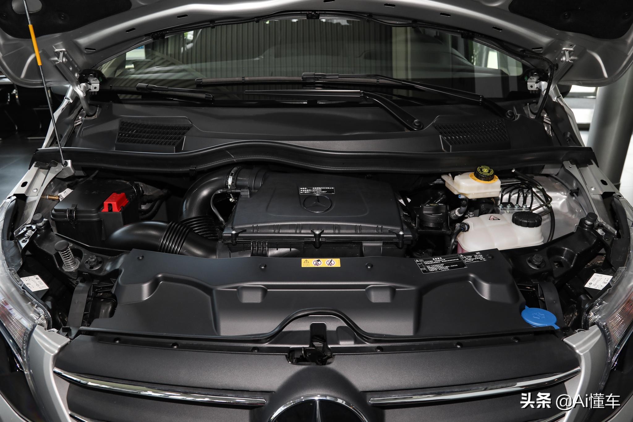 空间大座位多，价格便宜的大奔驰车，自动挡9AT，带你看奔驰威霆