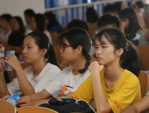 大学蹭课会被赶出来吗？其实老师欢迎蹭课，只要避开这类课程