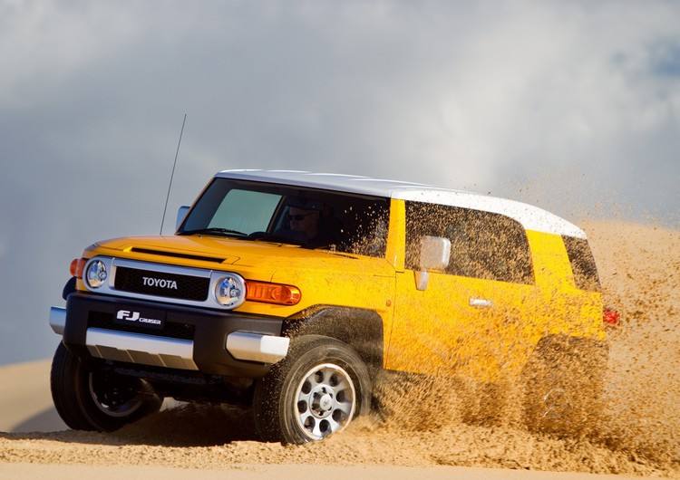 四驱车档位选择、油门及转向操作方法