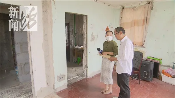 上海老伯出7万装修,最后自己睡工地!媒体介入后仍无能为力