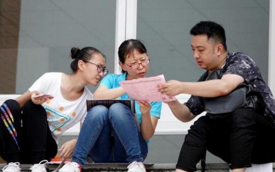 2021高考“新规定”，四类考生无缘高考，成绩再好也无济于事