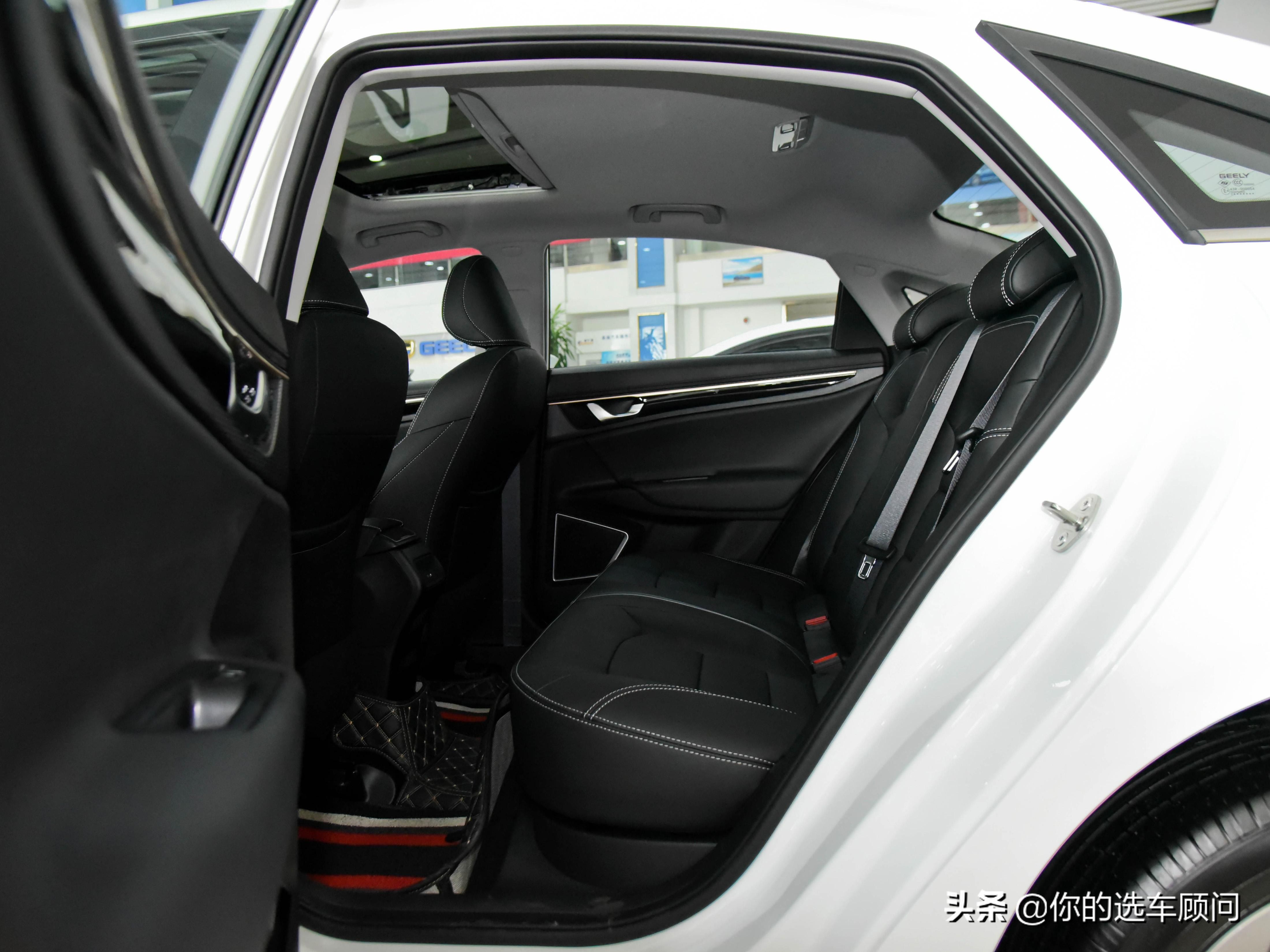 比轩逸长出94mm，起售价却便宜2.2万，实拍吉利帝豪GL