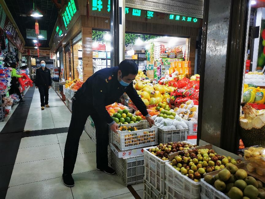 农贸市场文明持续“保鲜”宜昌小溪塔监管所党员坚持“幸福接力”