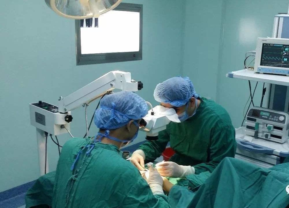 在医院，这5个科室的医生很辛苦，收入却很低