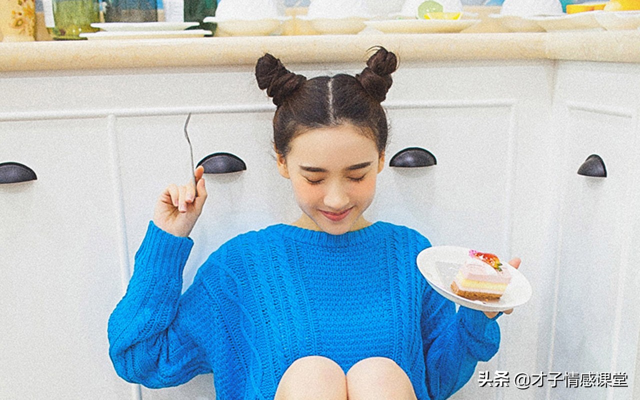 能让男人秒回消息的女人，有什么独家秘诀？教你“握住”他的心