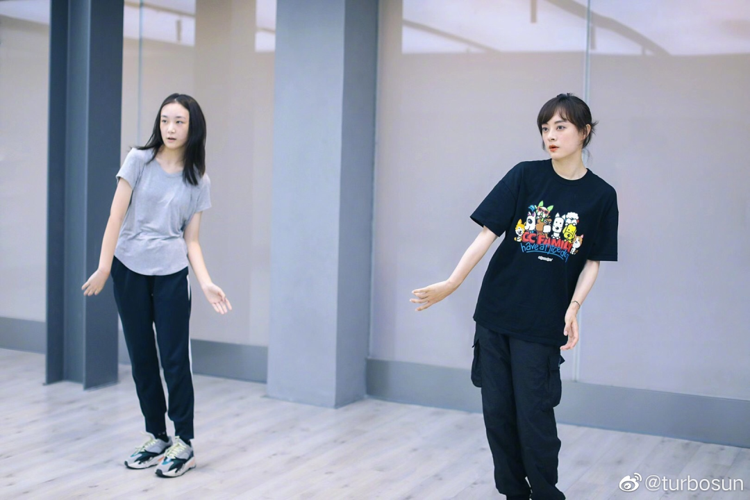 没有父母啥也不是？盘点那些入圈的星二代，这演技看了得算工伤吧