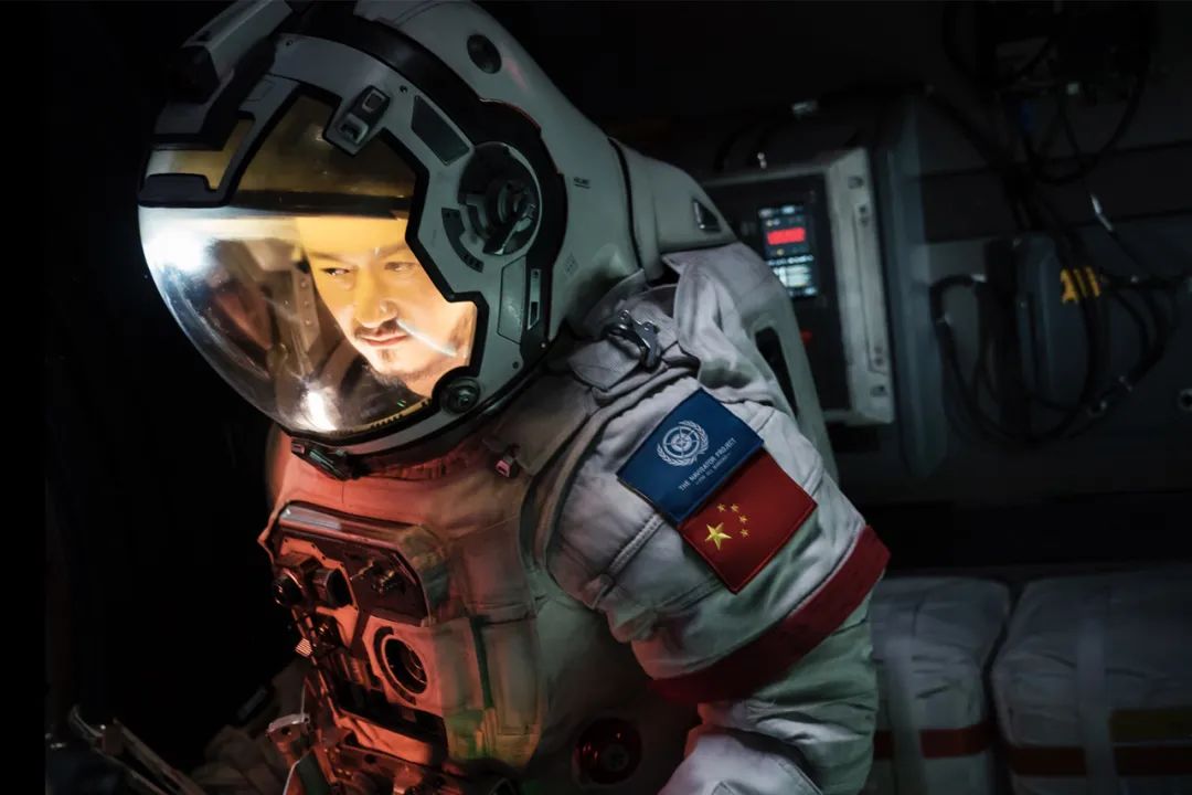 票房破30亿谁速度最快？《战狼2》不敌李焕英，《长津湖》仅第三