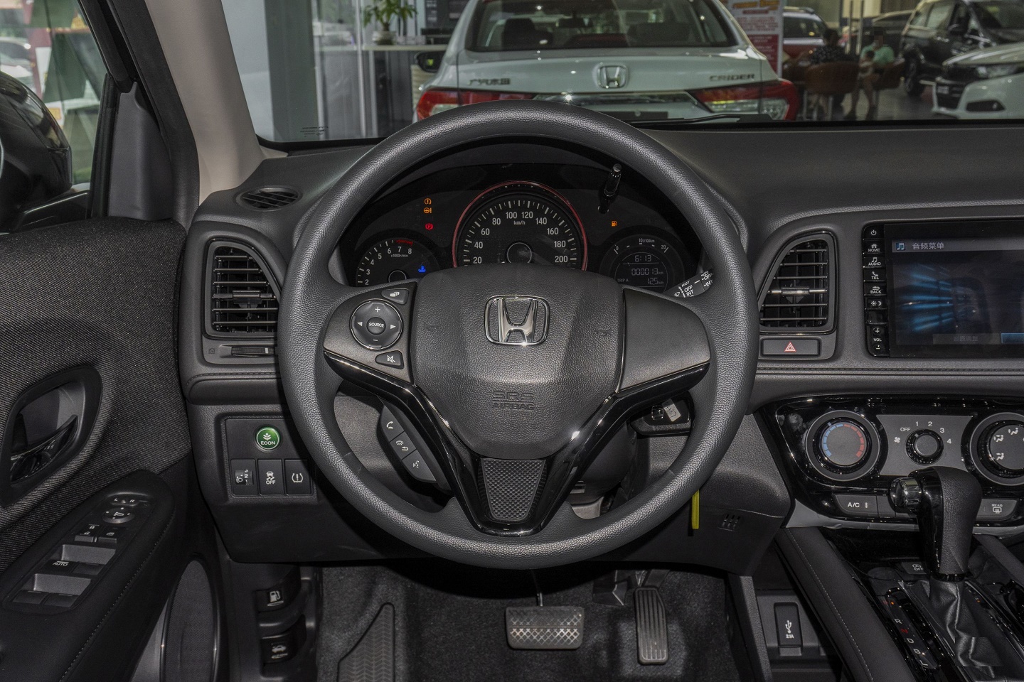 2022款“缩小版CRV”上市，12万起售配适时四驱，外观炫酷还看啥