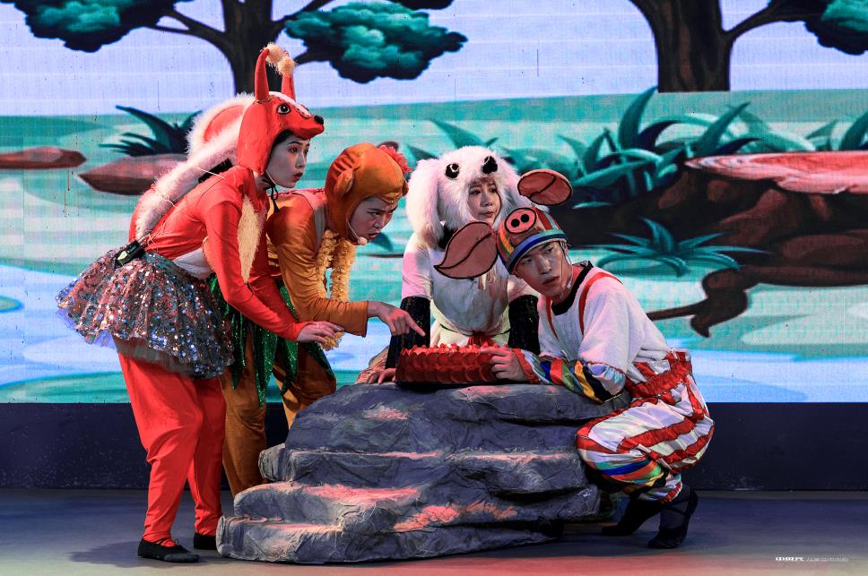 儿童剧《老虎拔牙》