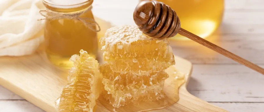 蜂蜜那么多妙用，你却只把它当糖用！从中医角度解读蜂蜜的功效