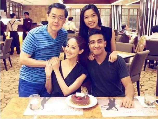 从前的港姐是贫家女孩的青云路,现在的港姐为何多是富家女……