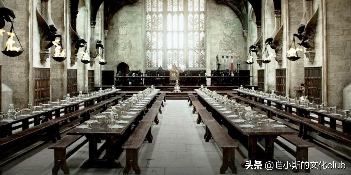 《哈利·波特》：食堂、自习室、考场……霍格沃茨大厅的10种用途
