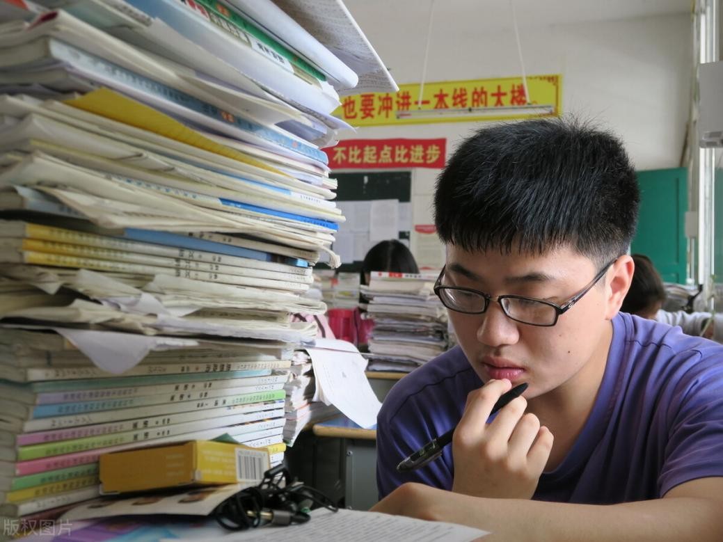 中考录取率50%，一本上线率不足20%：教育不是为了淘汰学生