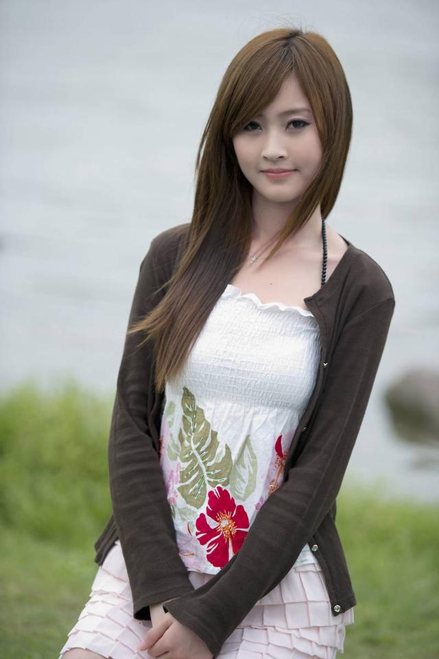 做人的基础在求学，求学的旨趣在做人。优秀作文：《求学与做人》