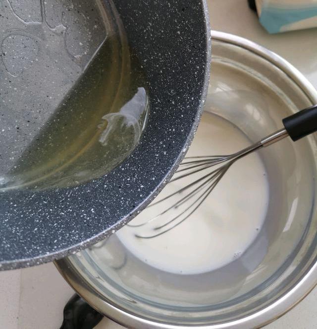 怎么制作奶油（教你五步用牛奶打成丝滑奶油）