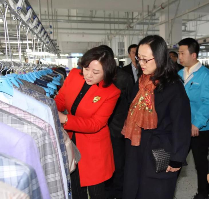 10天辗转7座城市，曾为公司拿下超大订单，她能力超强还颜值超高