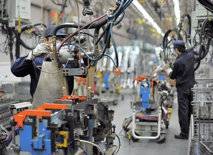 一个毕业三年的文科生心理独白：“学文一时爽，工作实难找！”