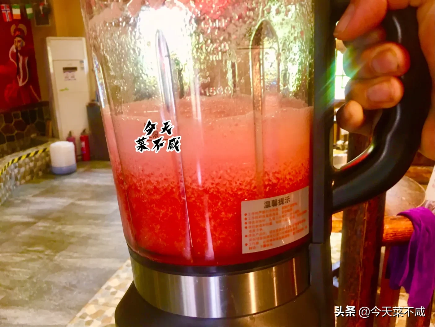 冰粉粉怎么做冰粉视频（夏天出汗喝它既解暑又降火）