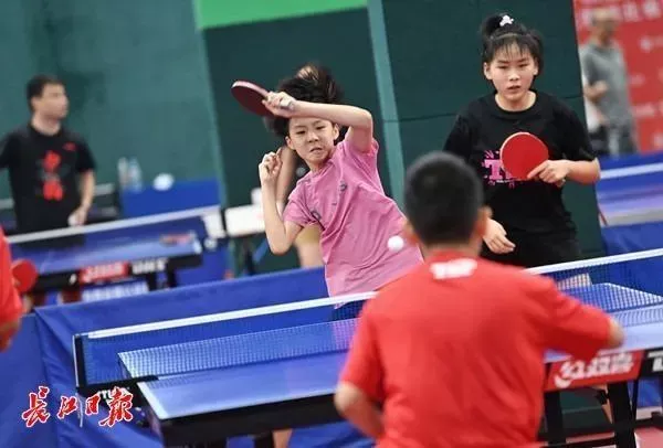 火热的青少年体育培训