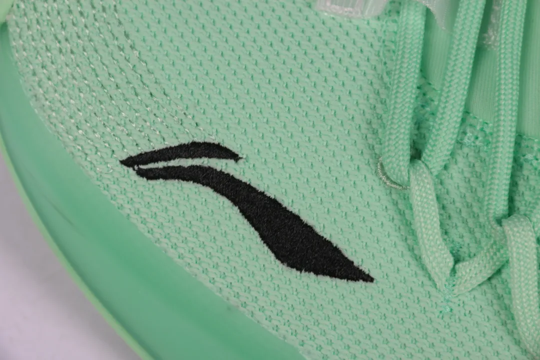 篮球鞋开箱：薄荷绿的李宁音速8，颜值和性能有所增强