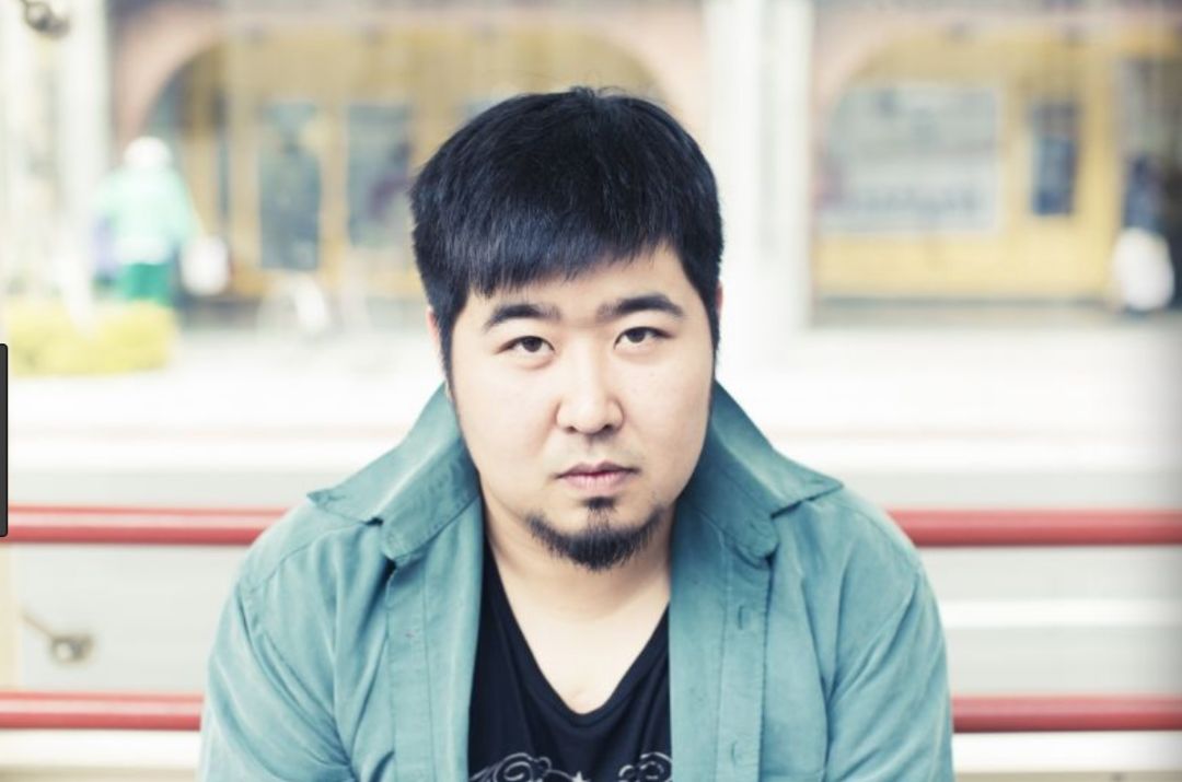 网友劝宋冬野去工厂拧螺丝劣质艺人