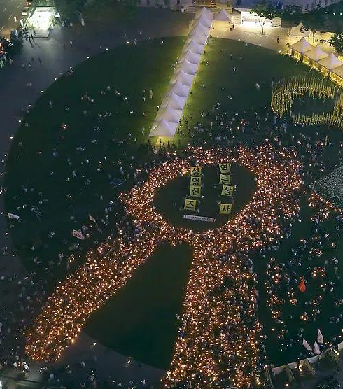 祭祀国耻：韩国世越号沉没背后，比邪教更邪恶