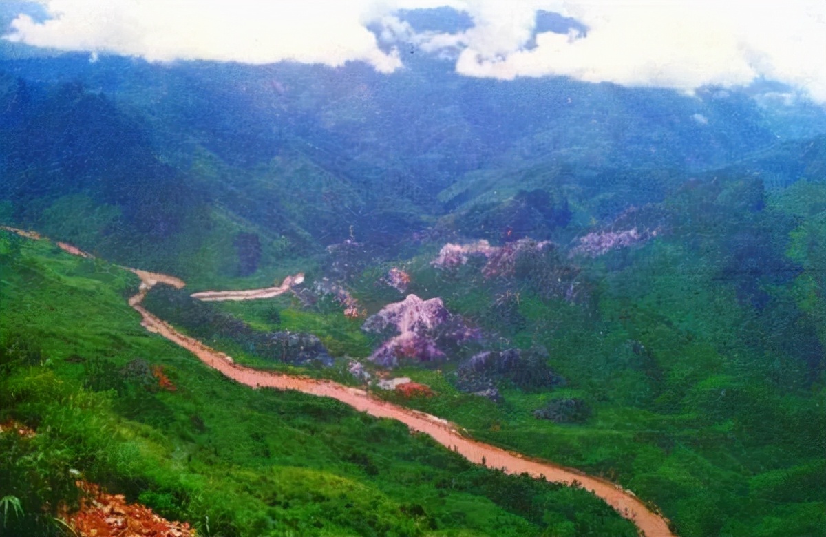 老山战役在哪里(中越争夺了9年的"老山阵地",如今如何划分?