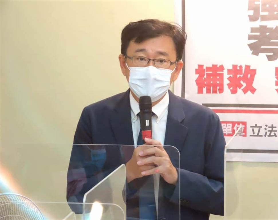 再傳兩位泛綠“光明使者”曾當線民告密，長期監控民進黨大咖