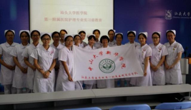 985护理系招生“爆冷”，分数线一降再降仍难招，名校颜面何存