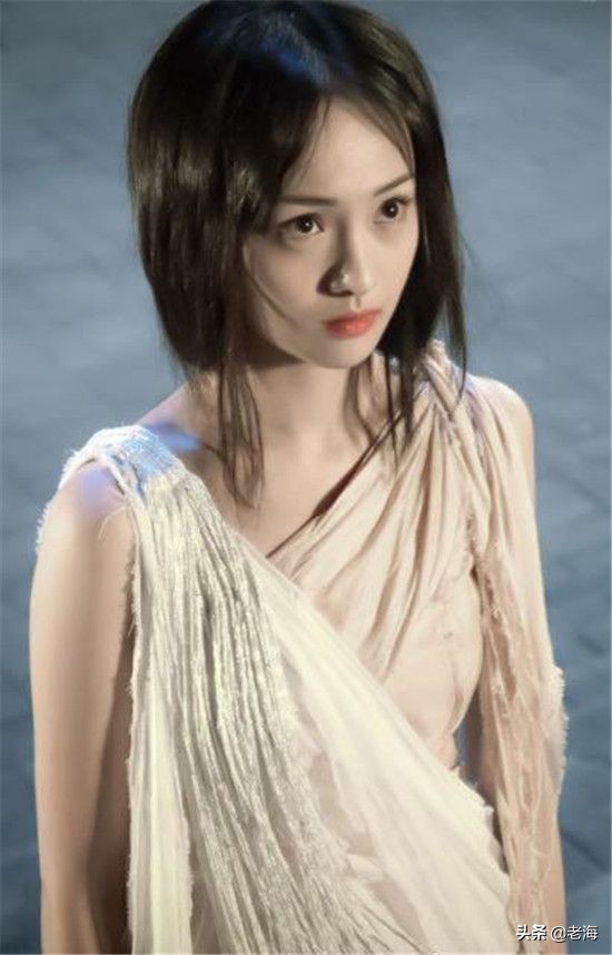 郑爽未修图流出,脸颊凹陷撞脸刘雯