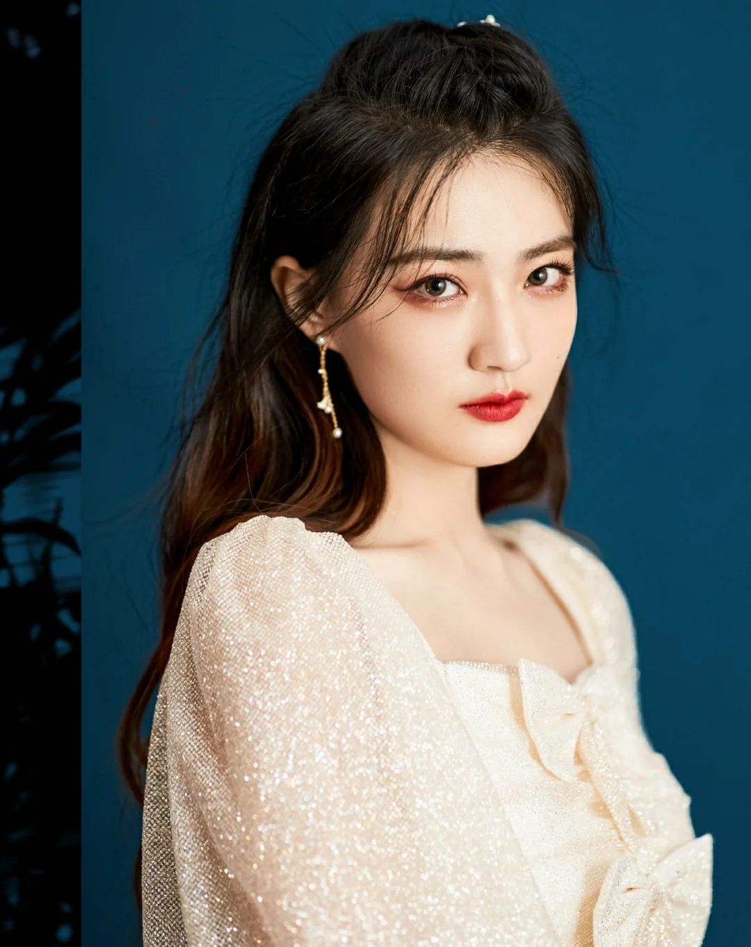 桃花眼迷人治愈,这一款很是显年轻