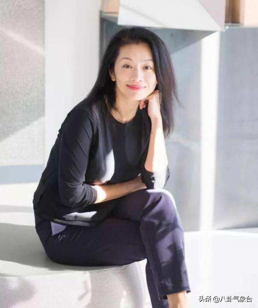 曾经最美的5个女主播，越红越作，每一个都情路“坎坷”