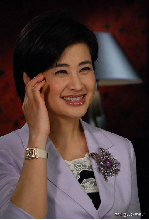 曾经最美的5个女主播，越红越作，每一个都情路“坎坷”