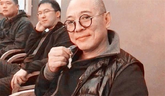 李连杰脖中挂九眼天珠，价值上亿全球仅两颗，马未都：用钱买不到