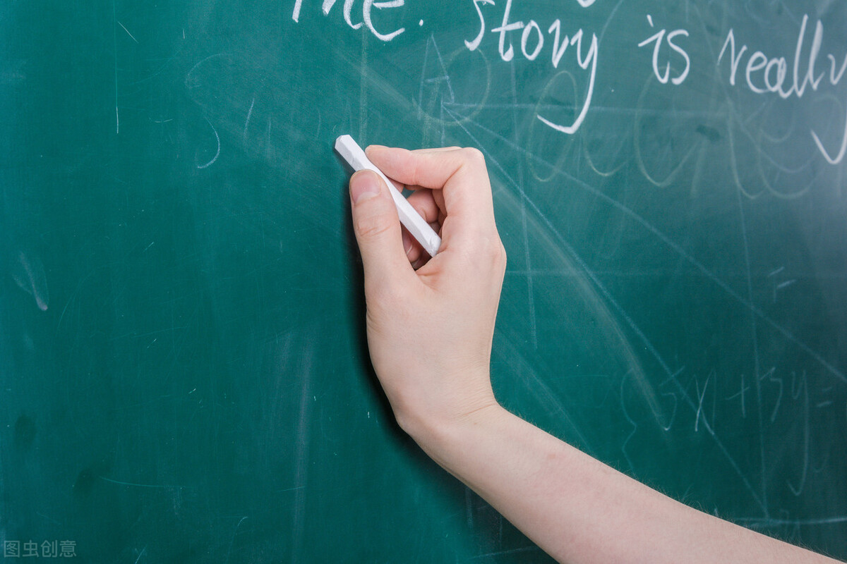 清华700多门课程英文授课，外文教材翻译中文，为什么这么难？