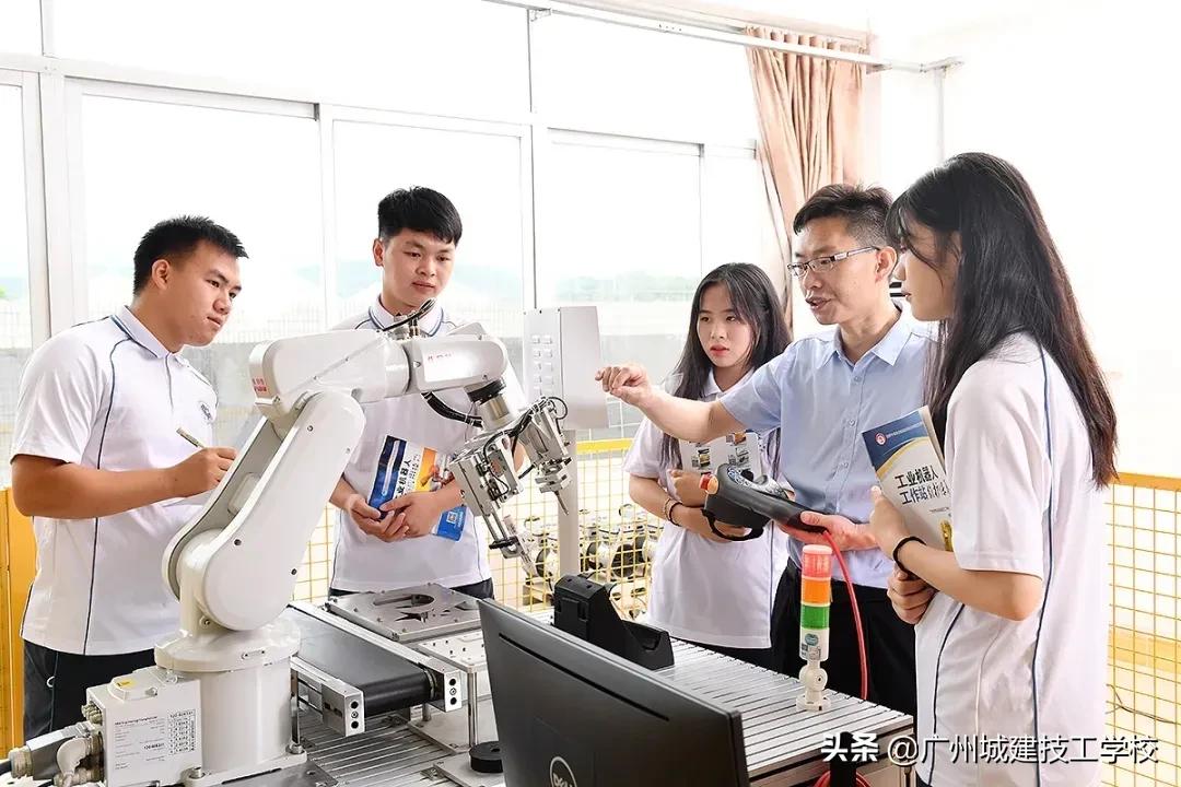 专业介绍（初中起点）| 引领智能发展，培养智造人才，机电一体化