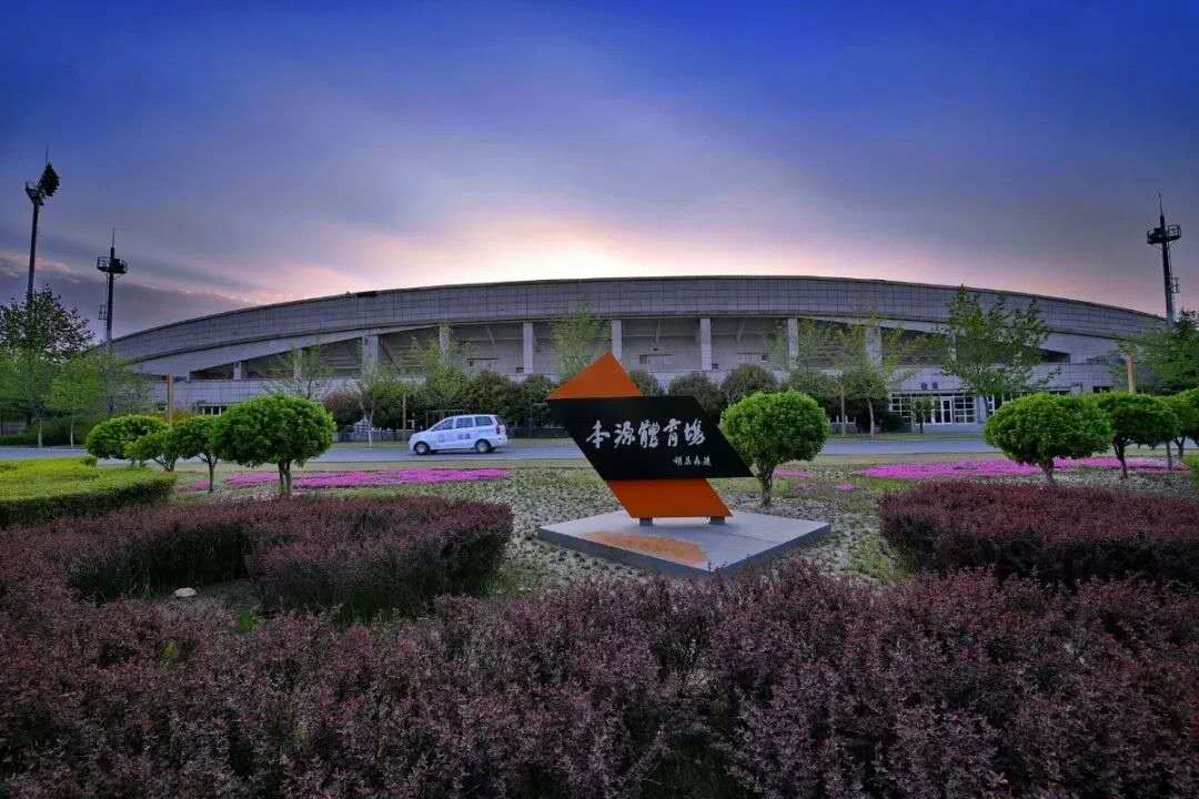 占地5700亩，坐拥四大校区、24个食堂！这可能是河南最“壕”的大学了！