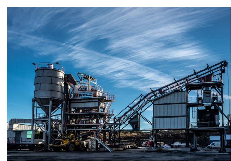 深耕工程机械行业 倔强中挺起的南方路机