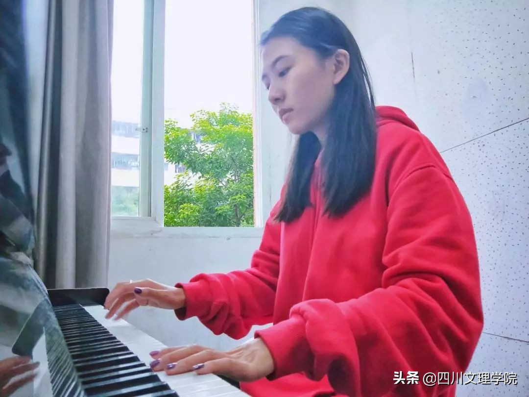 文理“低头族”| 低下头，发现另一个世界