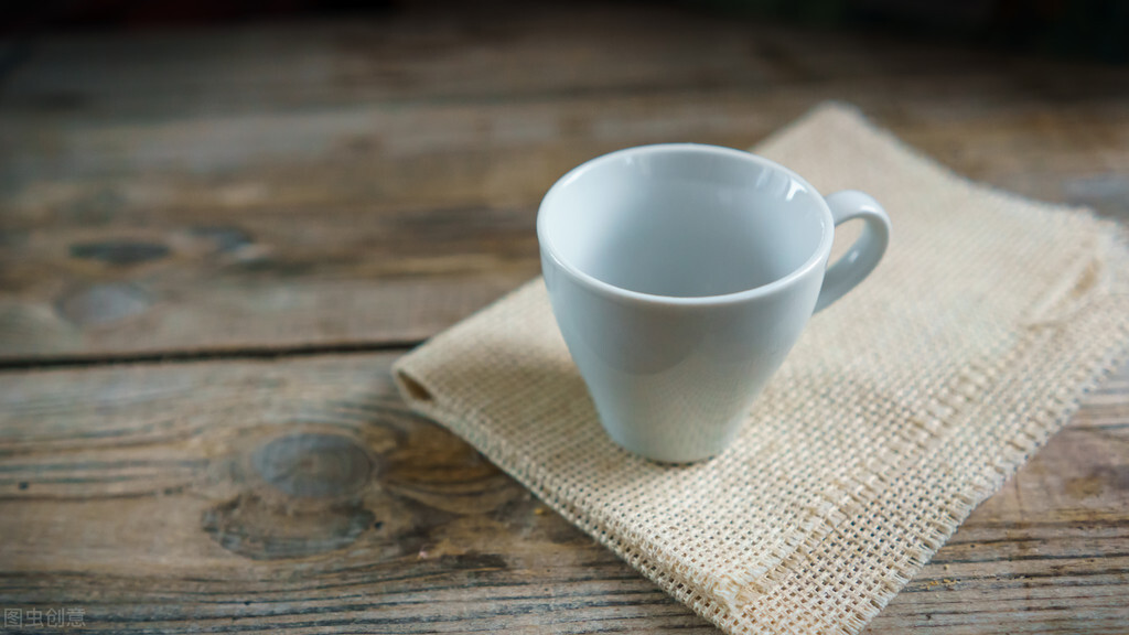 从“三无教授”到诺贝尔奖获得者，屠呦呦除了勤奋还有什么？