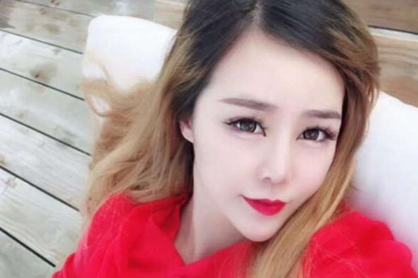 辛巴背后的女人——"微商一姐"初瑞雪,远比辛巴厉害