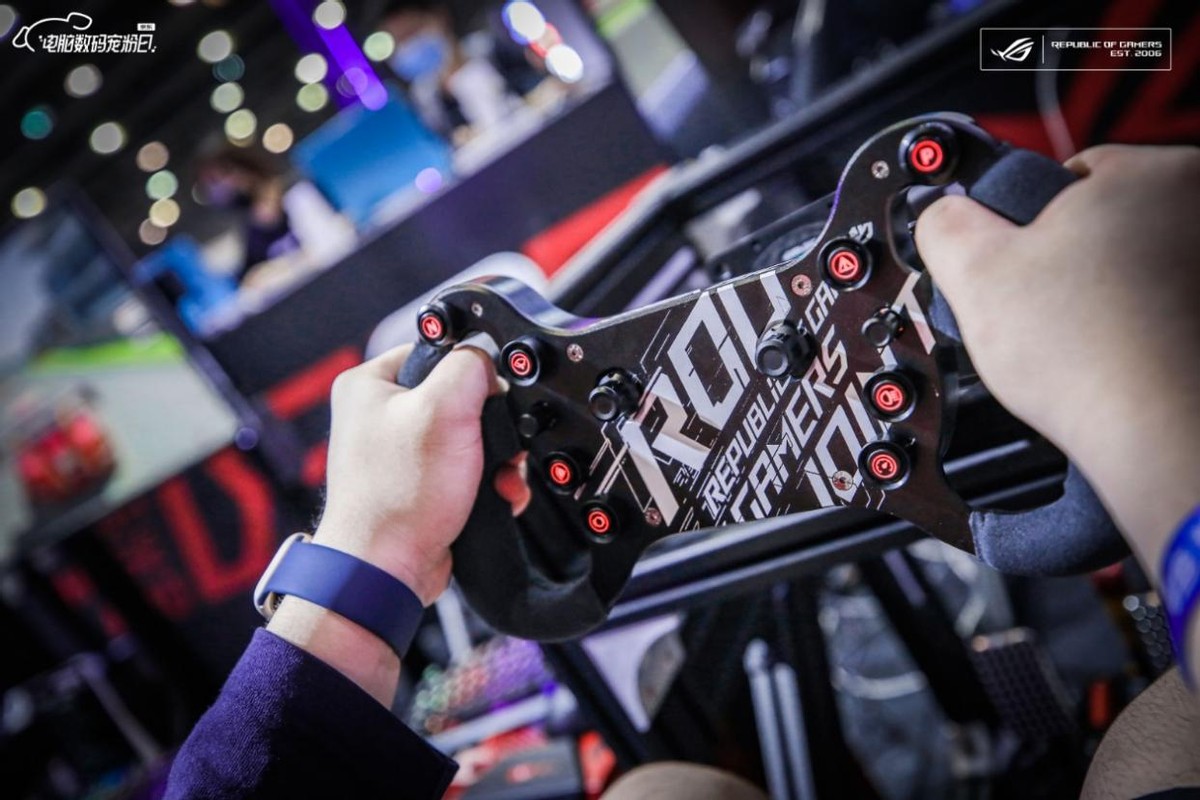 华硕显卡神装助阵核聚变2021 勇做游戏赢家