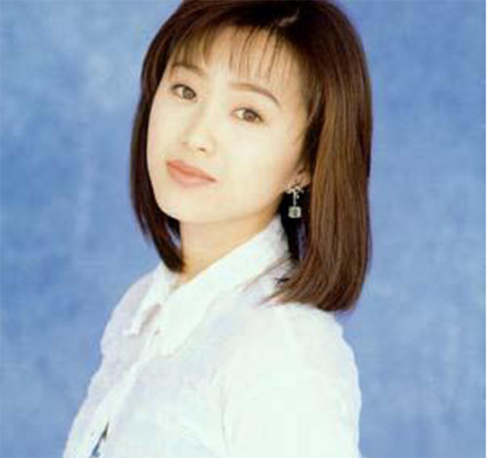 酒井法子：从人见人爱到国际乞丐，她是如何步步走向堕落的？