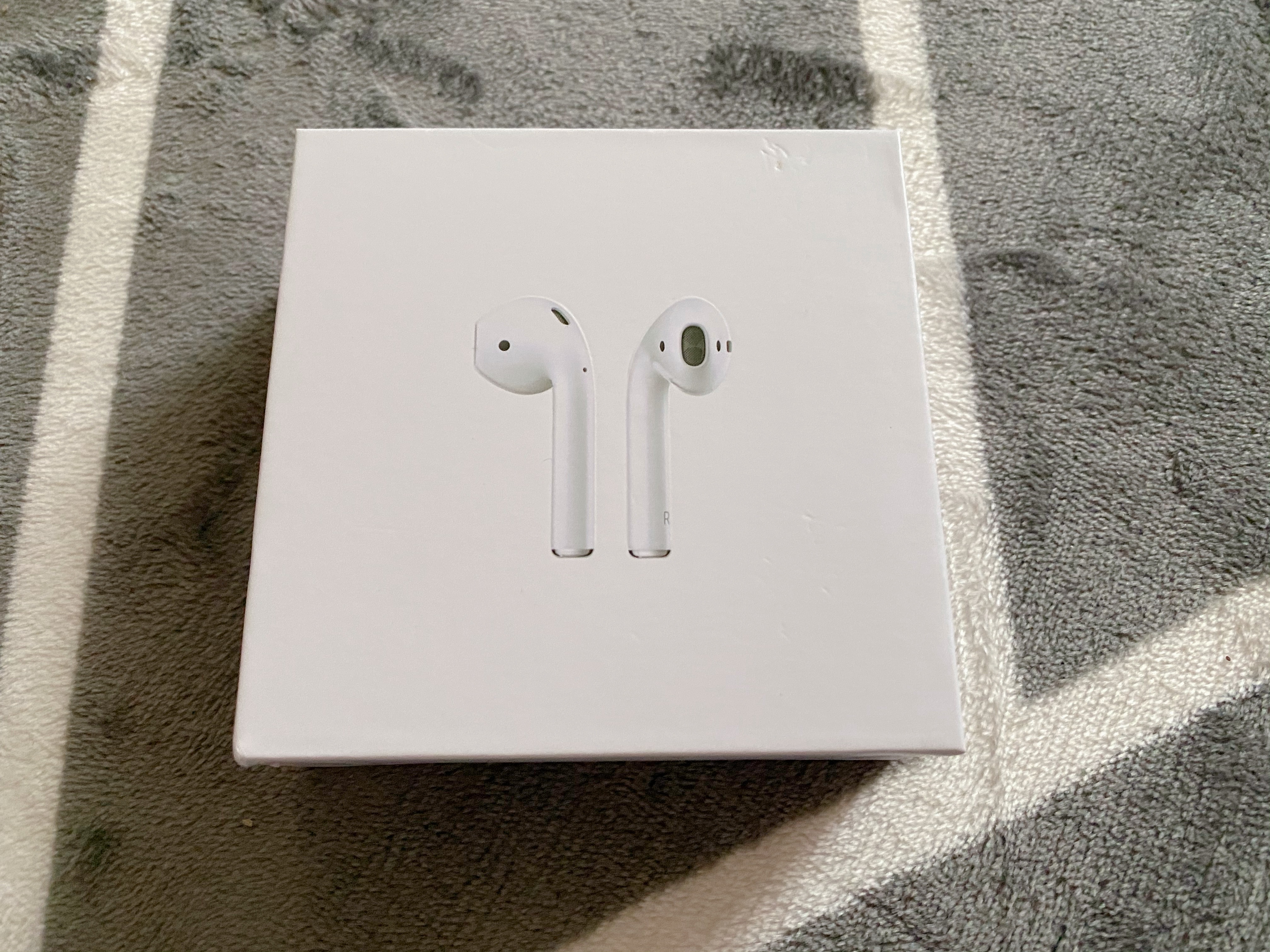 开箱120元华强北AirPods，支持人耳检测、修改名字，让正品怎么活